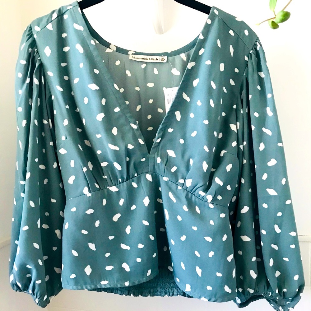 Abercrombie and Fitch blue and white v neck blouse with billow sleeves